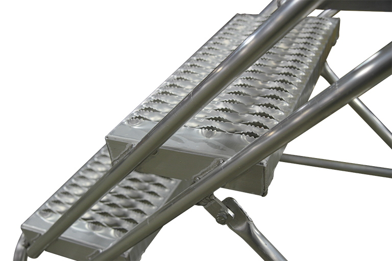 alum-step-stand-step Alum Step Stand